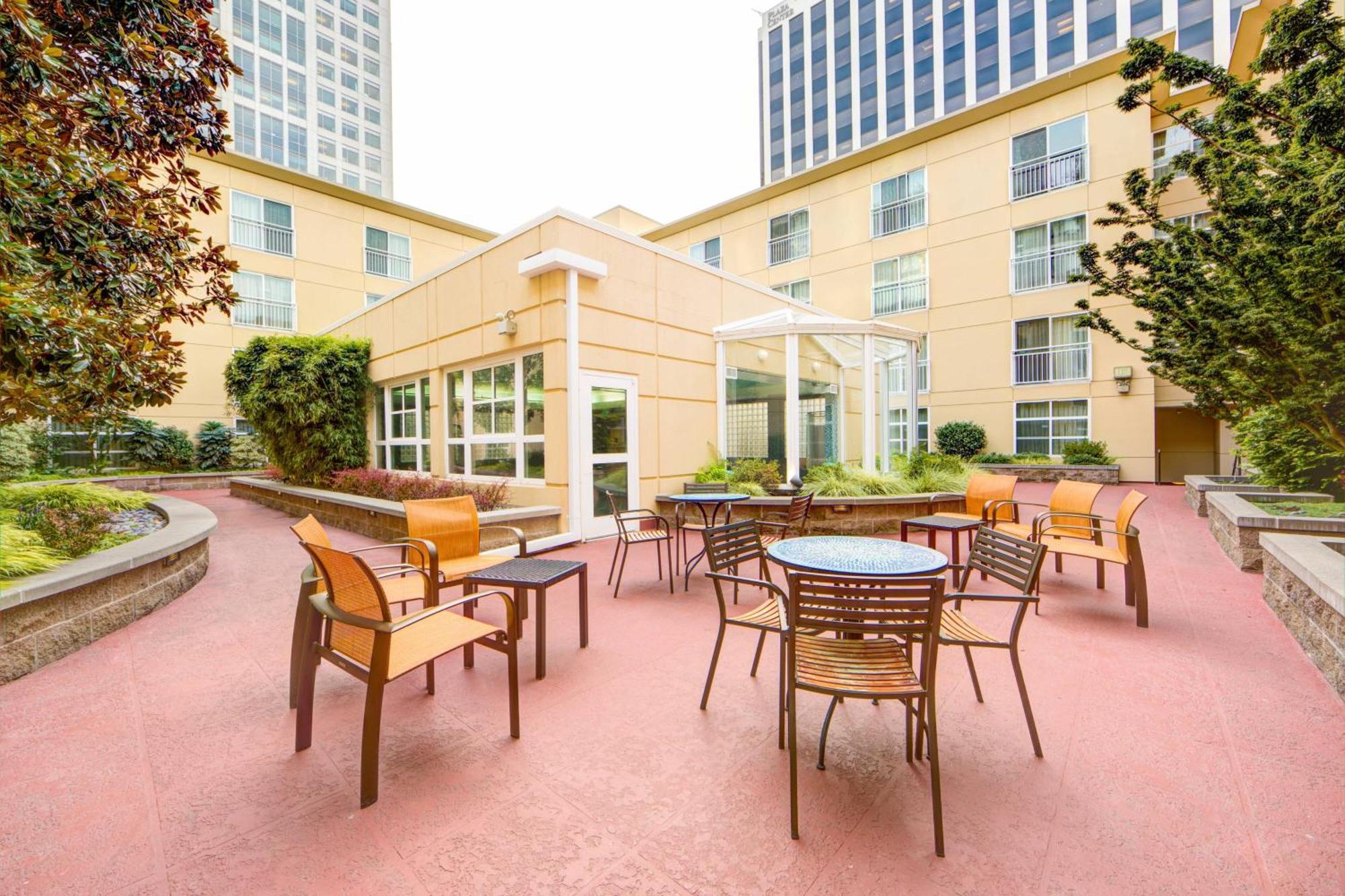 מלון Courtyard By Marriott Seattle Bellevue/Downtown מראה חיצוני תמונה